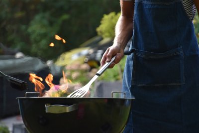 Hoe maak je je barbecue schoon?