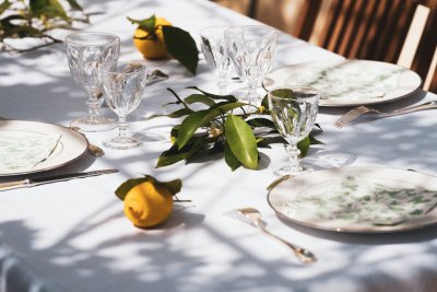 Hoe kun je eettafels onderhouden om hun levensduur te verlengen?